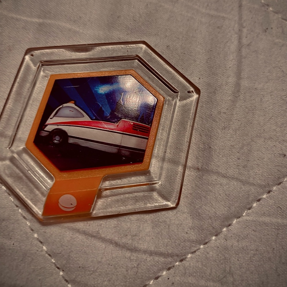 Disney infinity 3.0 game piece